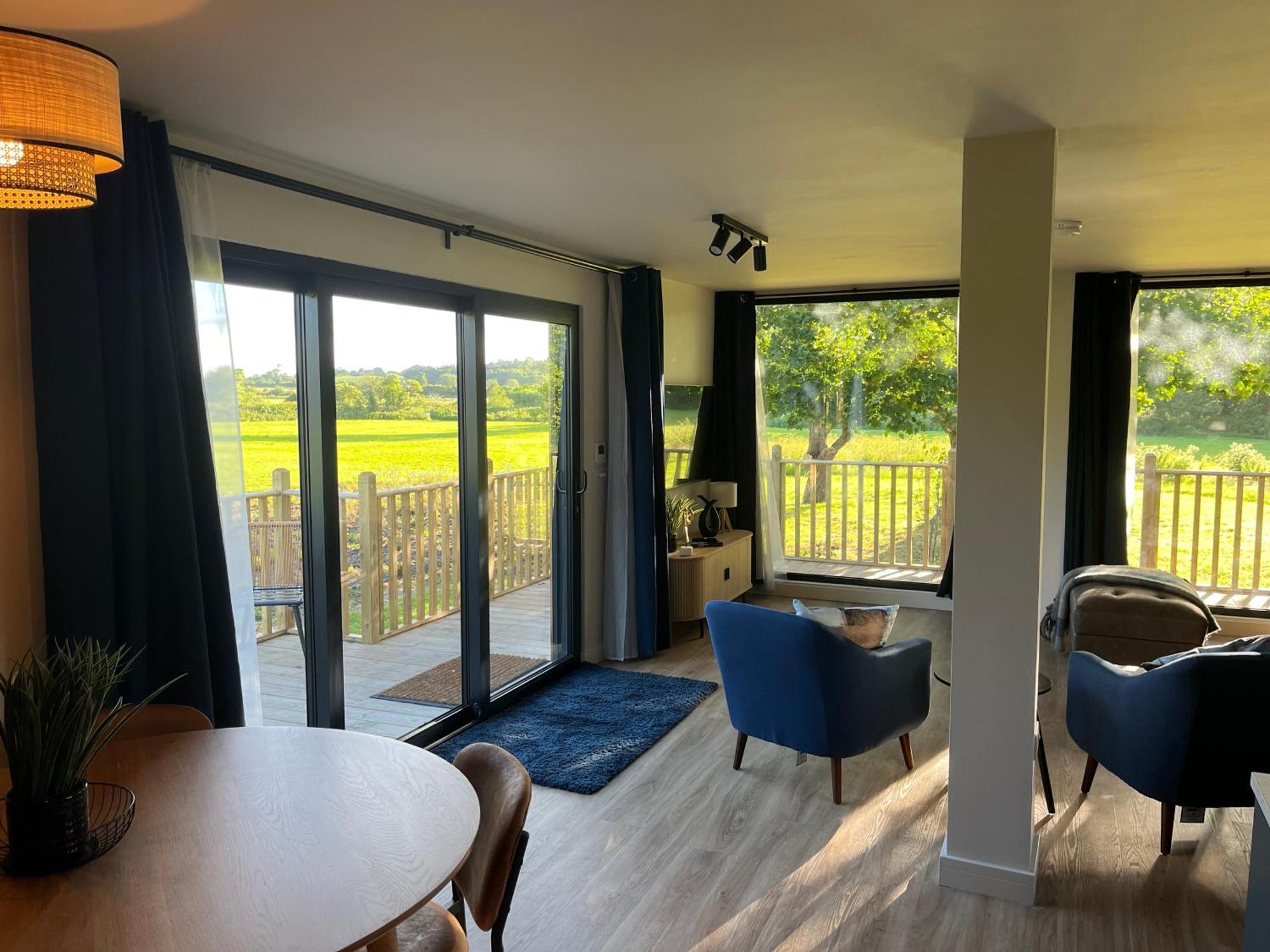 Unbox At Poplar Tree Villa Durham Exterior foto
